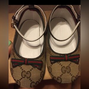 Gucci Beige Monogram Mary Jane Shoes with Red & Green Bow